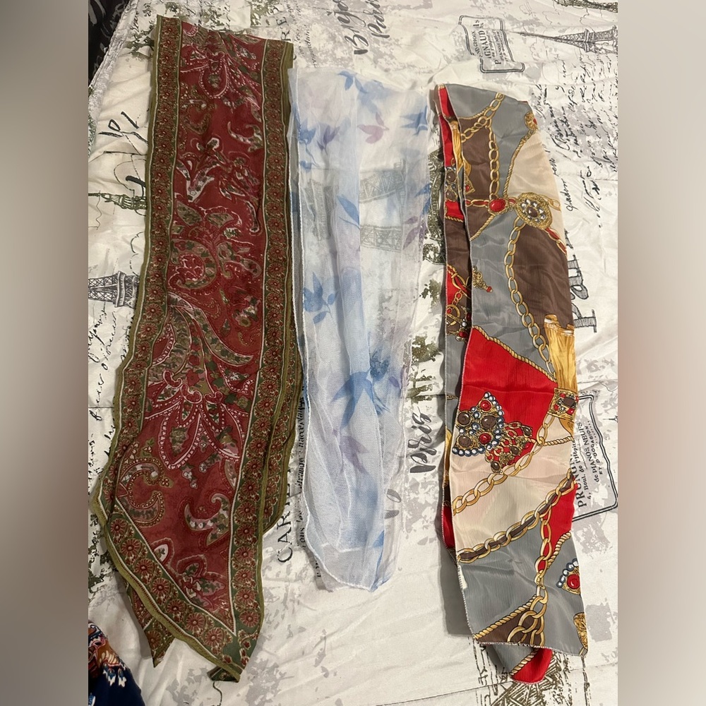 Hair accessories - Picture 2 of 14
